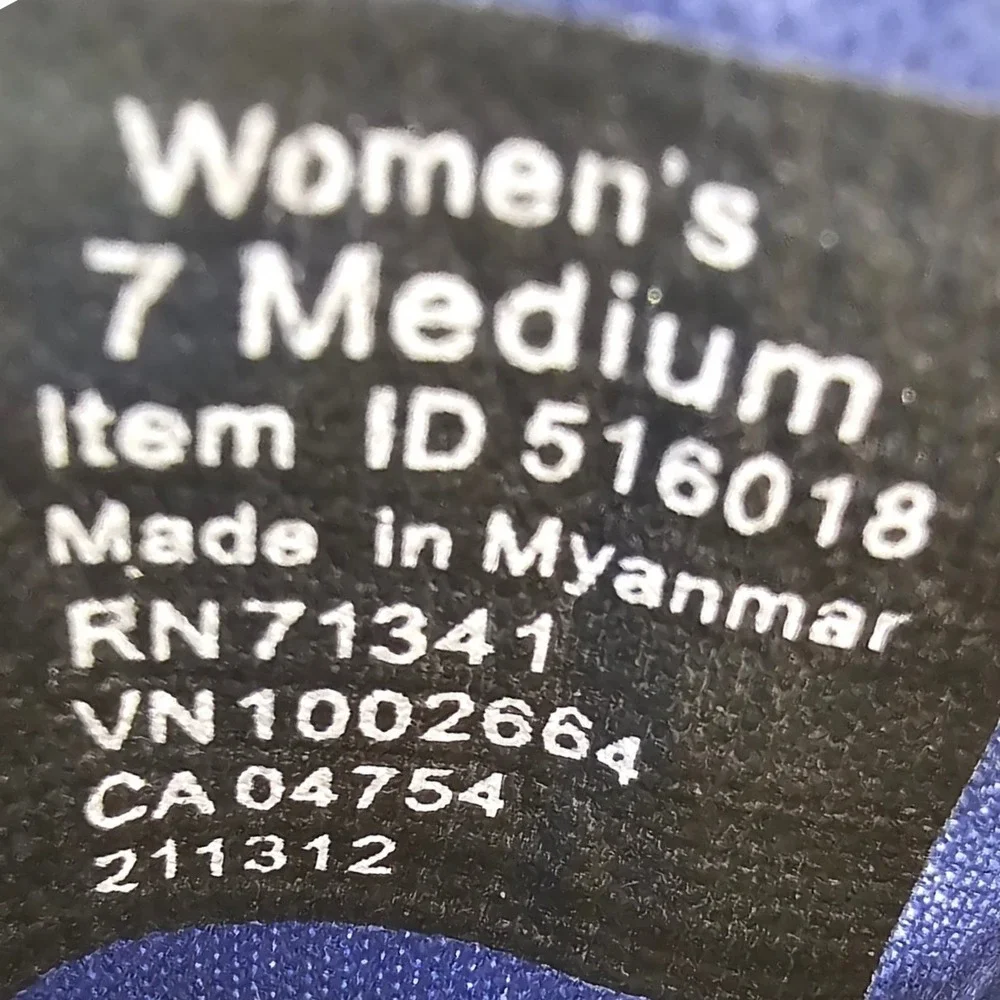 LLBean Womens Shoes Slip On Ikat Print Navy White Size 7‎ Medium Flat Espadrille - Picture 3 of 9